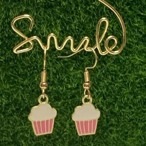 Cupcake Earrings, Baking Earrings, Funny Food, Food Earrings, Cooking Earrings